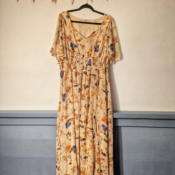 Baltic Born Dresses & Skirts - Floral Cream Maxi Dress